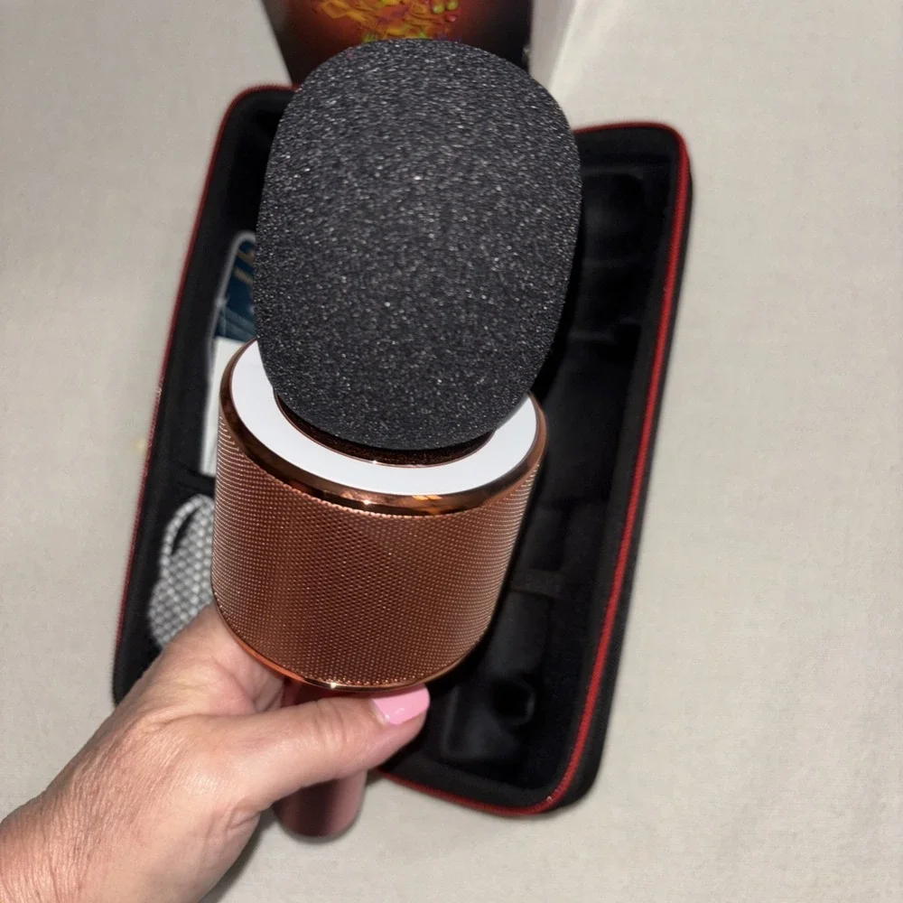 BONAOK Wireless Bluetooth Karaoke Microphone 3 in 1‎ Portable Mic-Rose Gold Case